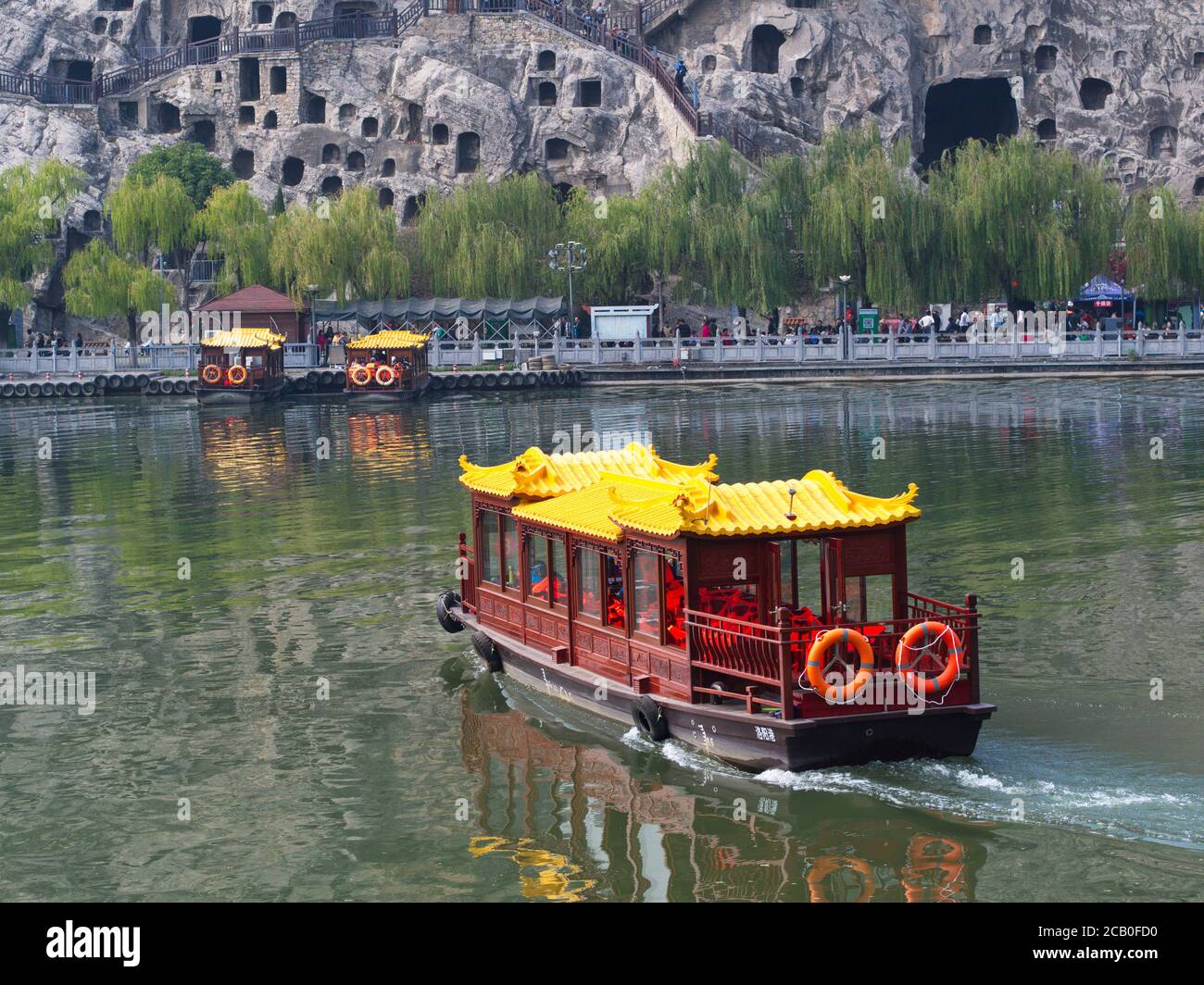 Longmen Grottoes World Heritage Site, The Boat Tour at The Longmen Caves along the Yi River near Luoyang in Luoyang City, Henan Province, China, 14th Stock Photo
