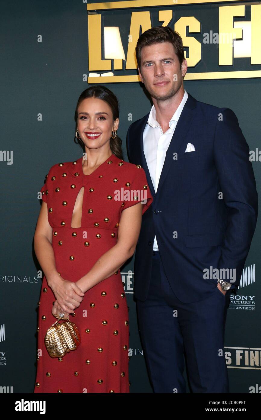 LOS ANGELES - MAY 10: Jessica Alba, Ryan McPartlin at the "L.A.'s Finest" TV Show Premiere at