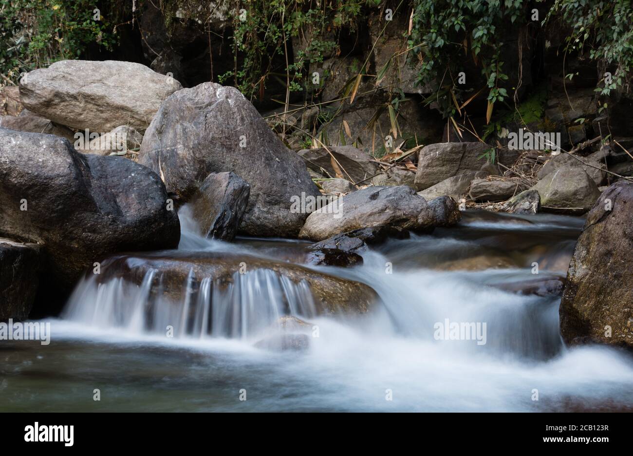 Milky water over rocks hi-res stock photography and images - Alamy
