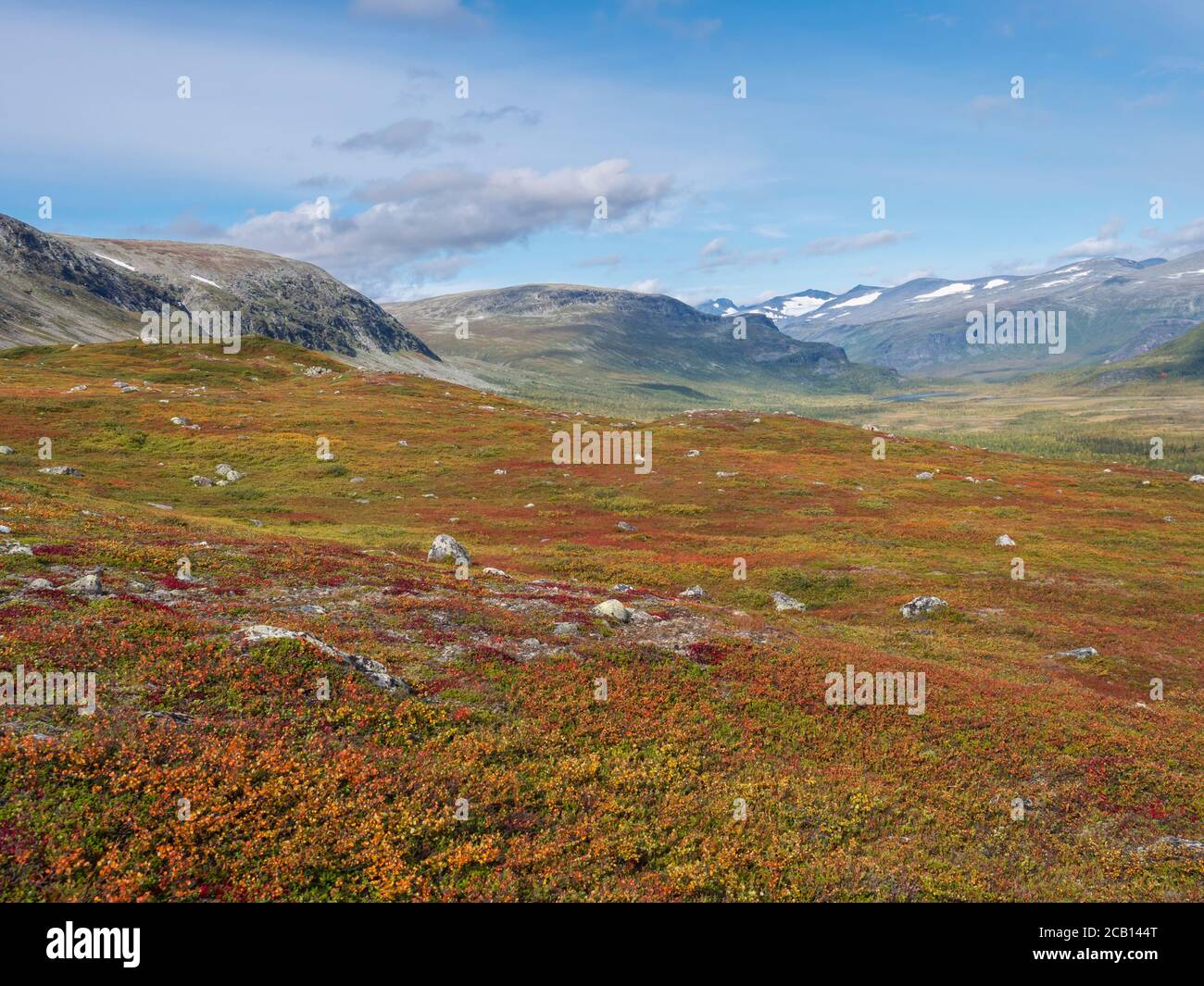 Green lake in sarek national park hi-res stock photography and images ...