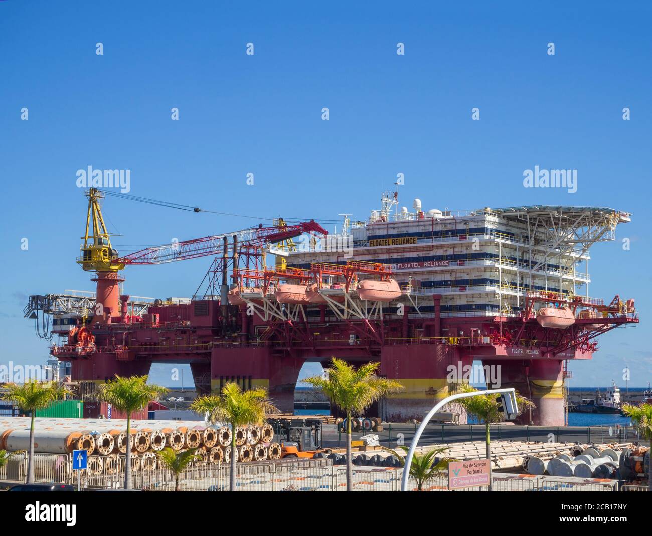 Spain, Canary islands, Tenerife, Santa Cruz de Tenerife, December 27, 2017: Flotel, Floatel Reliance platform, floating hotel with huge crane and Stock Photo