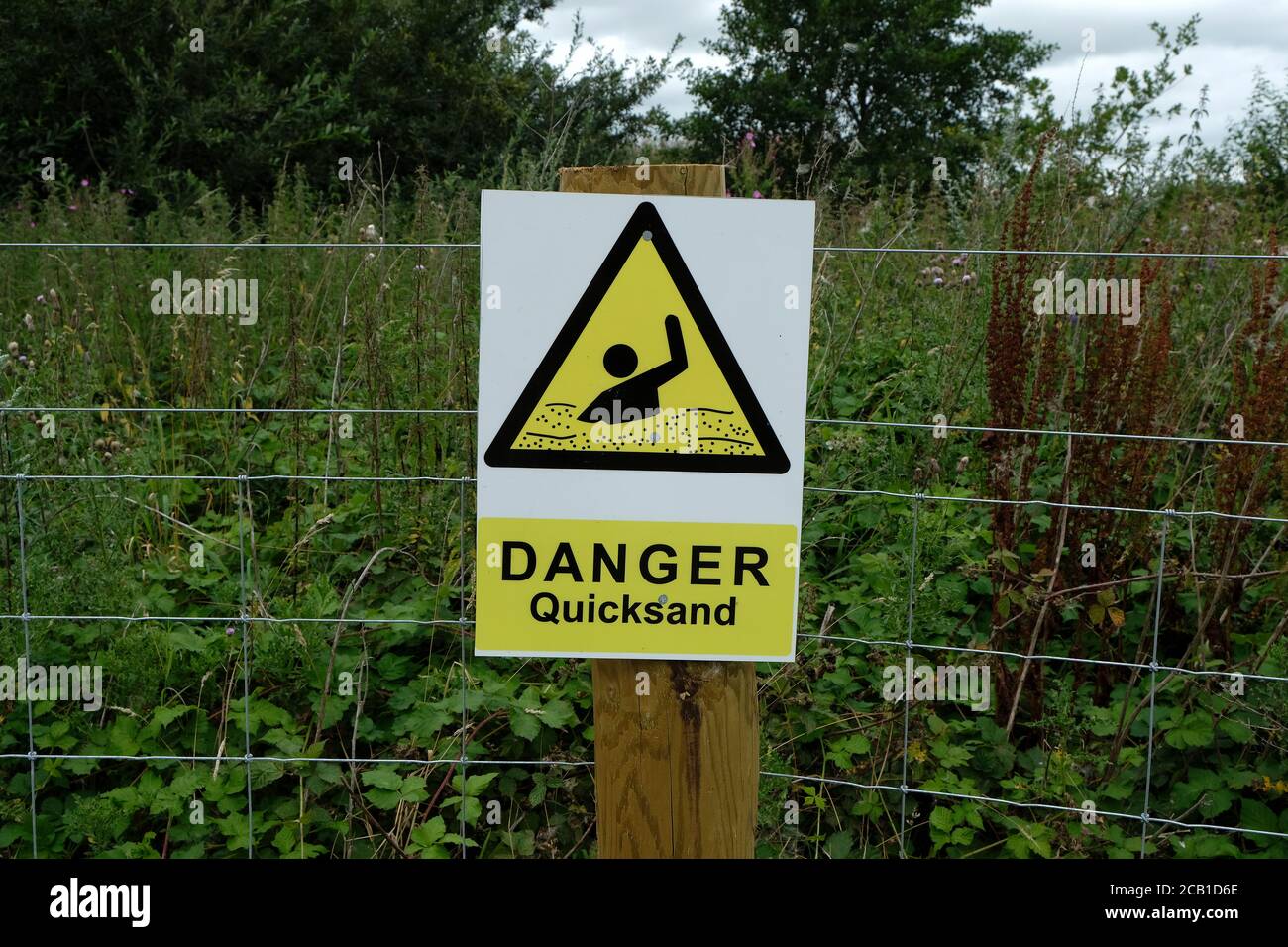 A quicksand warning sign at a quarry in Staffordshire, 10-August-2020. Photos by JOHN ROBERTSON. Stock Photo