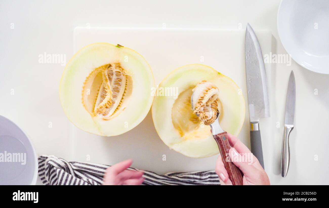 Golden dewlicious melon hires stock photography and images Alamy