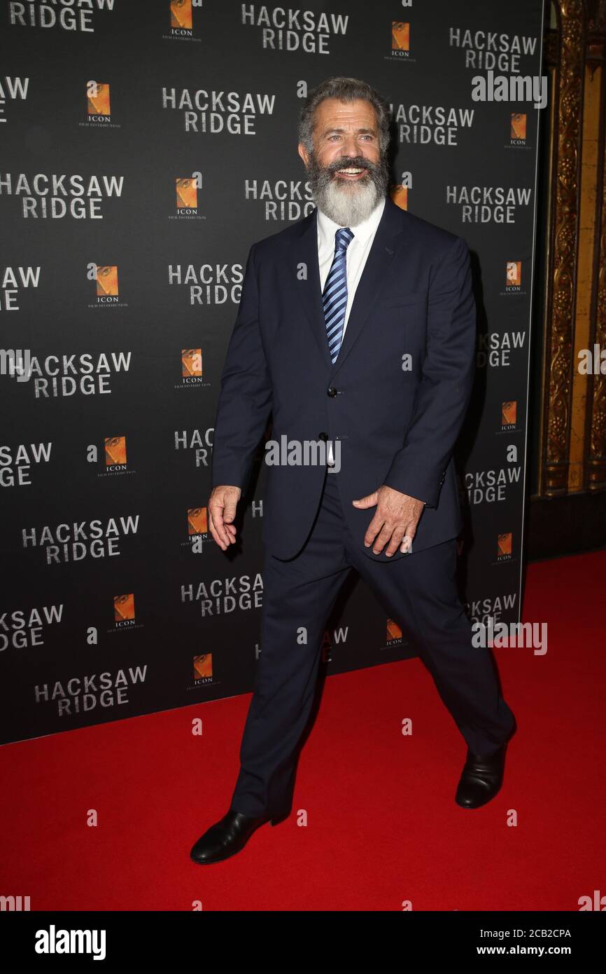 Mel Gibson arrives on the red carpet for the Australian premiere of Mel  Gibson's Hacksaw Ridge at the State Theatre, 49 Market Street, Sydney Stock  Photo - Alamy