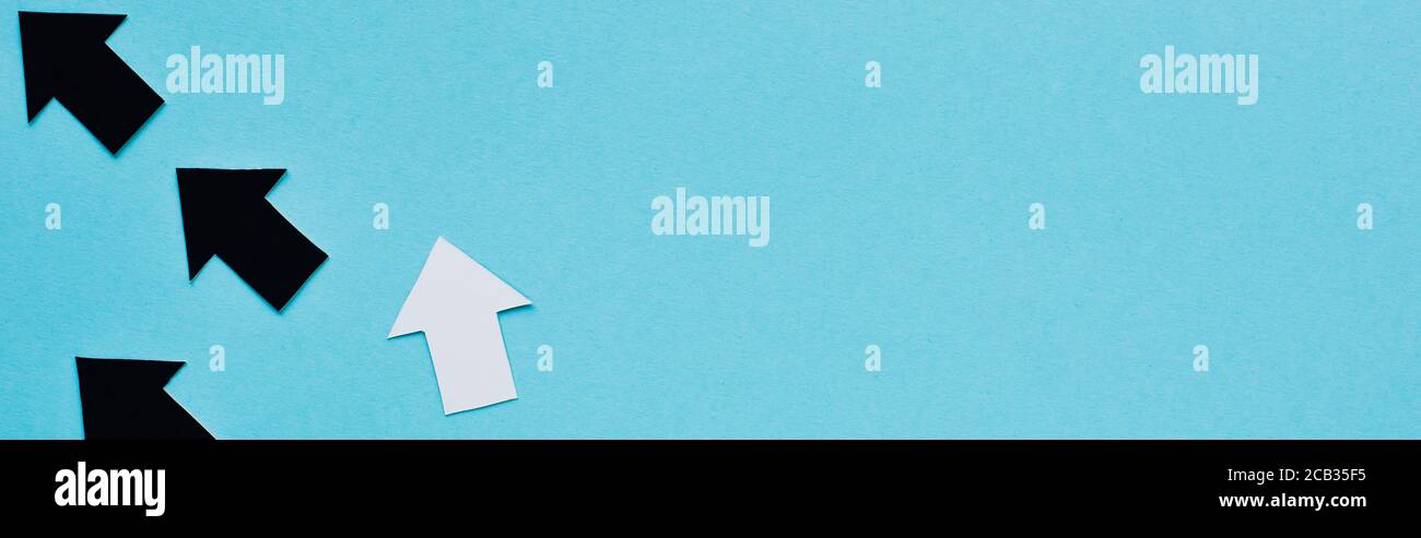 Horizontal black arrows set hi-res stock photography and images - Alamy