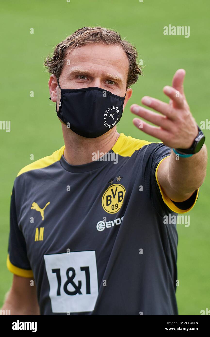 Bad Ragaz, Schweiz. 10. August 2020. Gesichtsmaske beim Training der ersten Mannschaft von Borussia Dortmund in Bad Ragaz. Die Borussen verbringen im Stock Photo