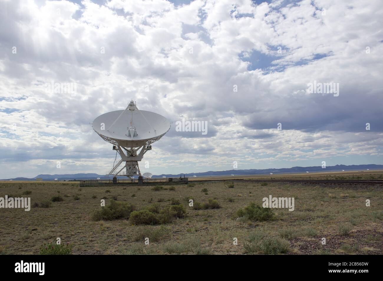 Giant radio telescope observing the universe at the Very Large Array, New Mexico Stock Photo