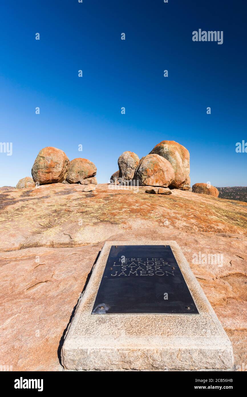 Matobo hills, Cecil Rhodes grave and natural rock formations, at 'World's View', Matobo National Park, Bulawayo, Matabeleland South, Zimbabwe, Africa Stock Photo