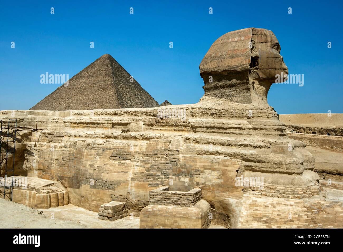 The Great Sphinx of Giza and the Pyramid of Khufu located on the Giza ...