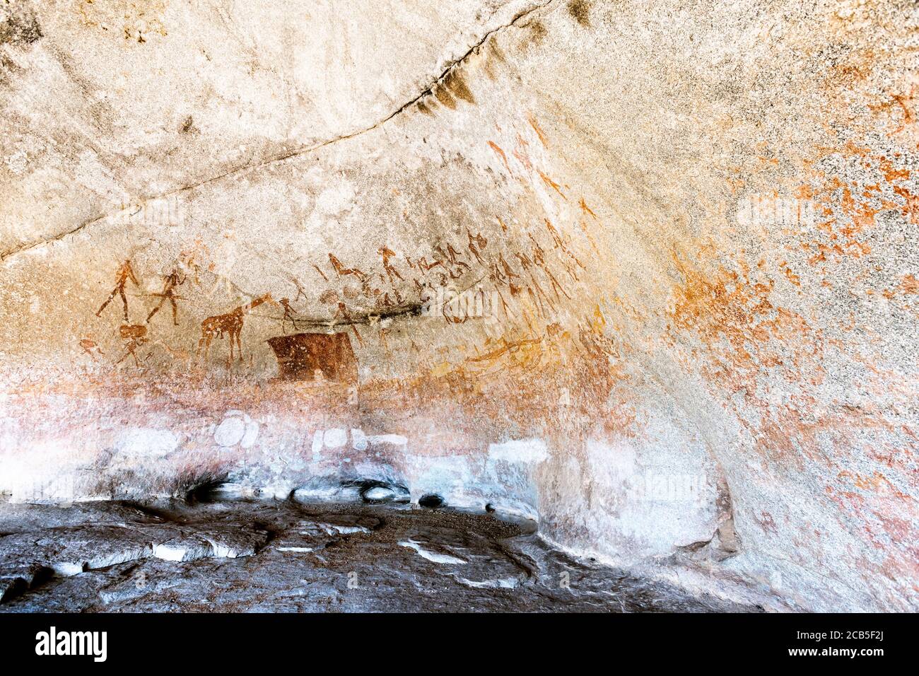 Matobo hills, 'Silozwane cave' rock painting site, rock art, Matobo National Park, suburbs of Bulawayo, Matabeleland South, Zimbabwe, Africa Stock Photo
