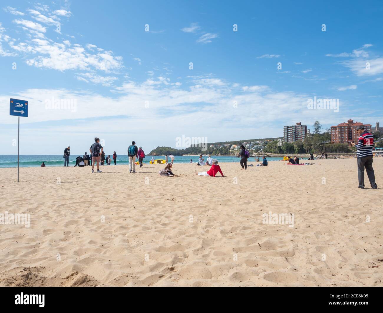 Manly Beach in a beautiful spring morning with beachgoers and tourists ...