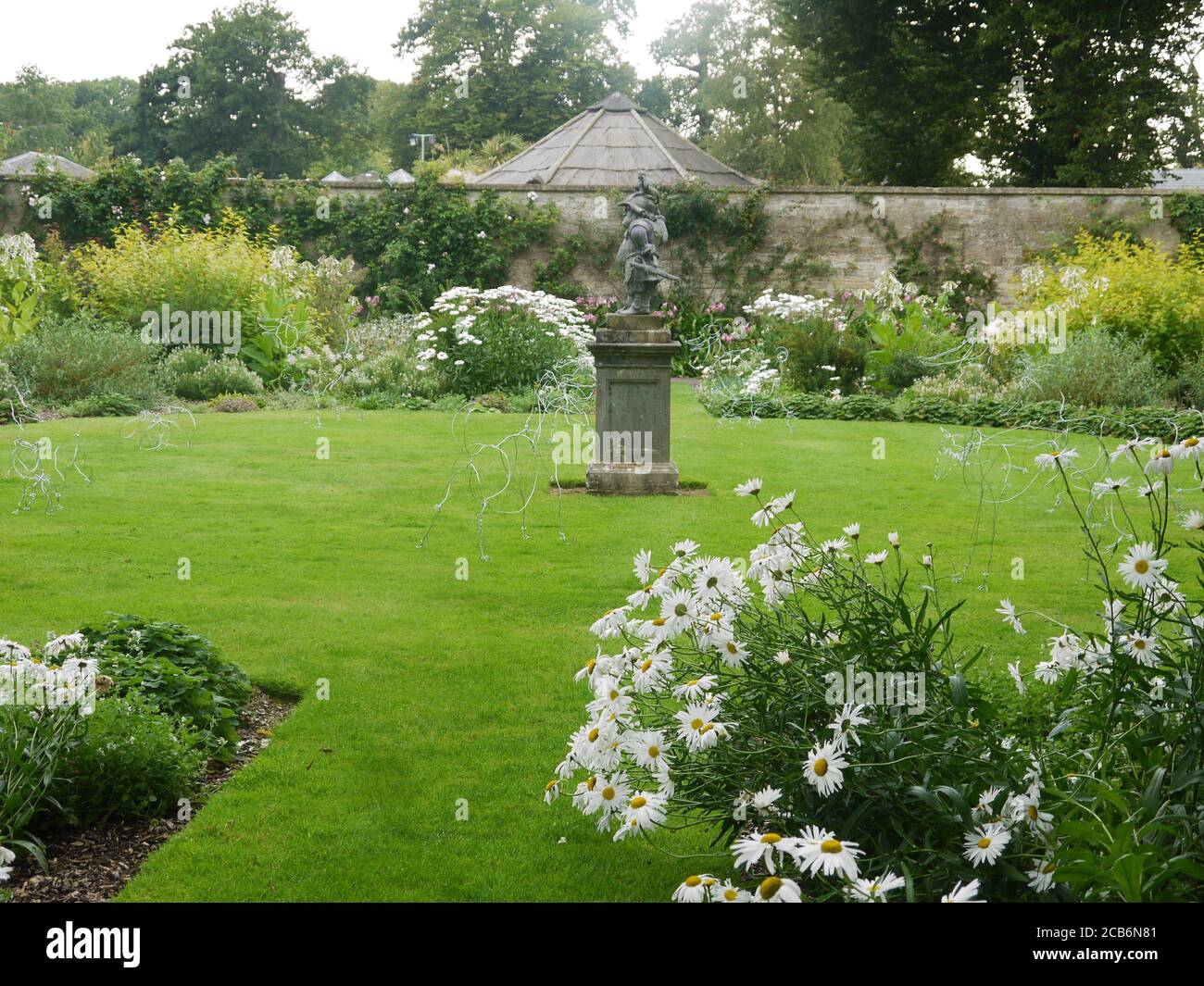 Manor House Garden in England Stock Photo Alamy