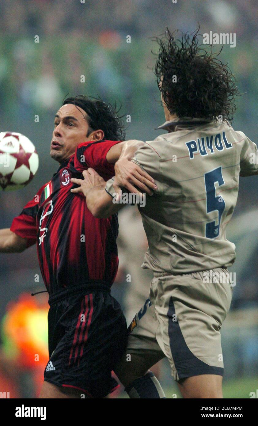 Milan  Italy, 20 Octobert 2004, 'SAN SIRO ' Stadium, UEFA Champions League 2004/2005 , AC Milan - FC Barcelona: Filippo Inzaghi and Carles Puyol in action during the match Stock Photo