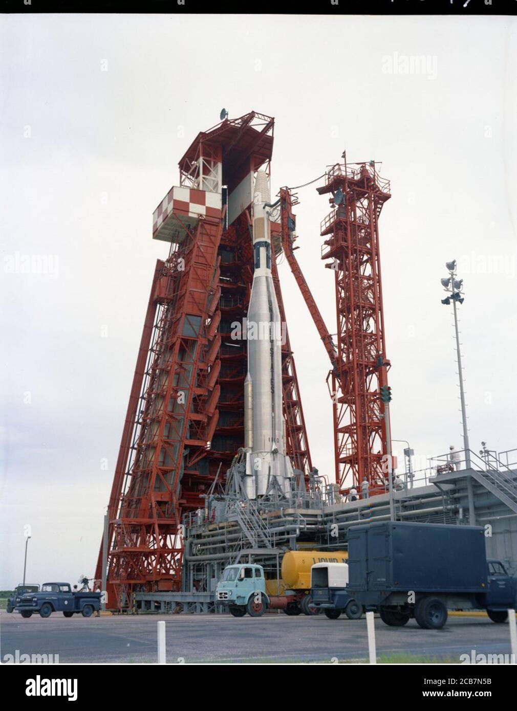 Launch tower hi-res stock photography and images - Alamy