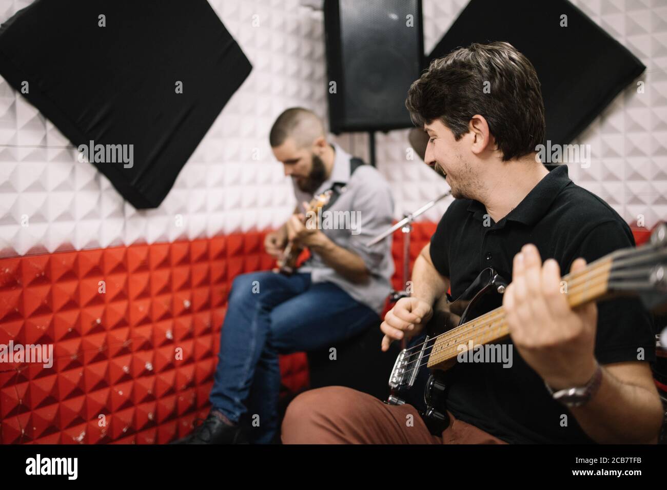 Soundproof band hires stock photography and images Alamy