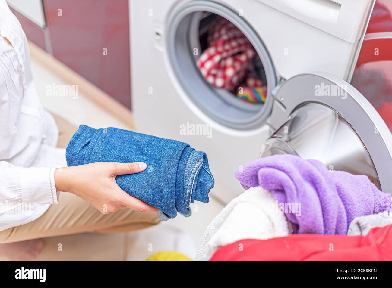 Preparing the wash cycle Stock Photo Alamy