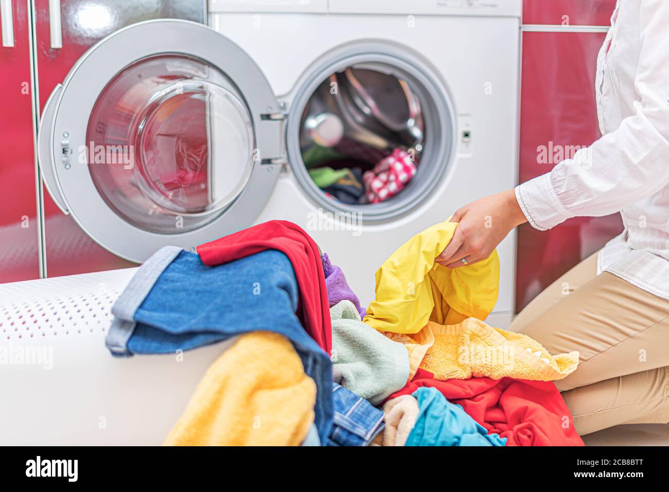 Preparing the wash cycle Stock Photo Alamy
