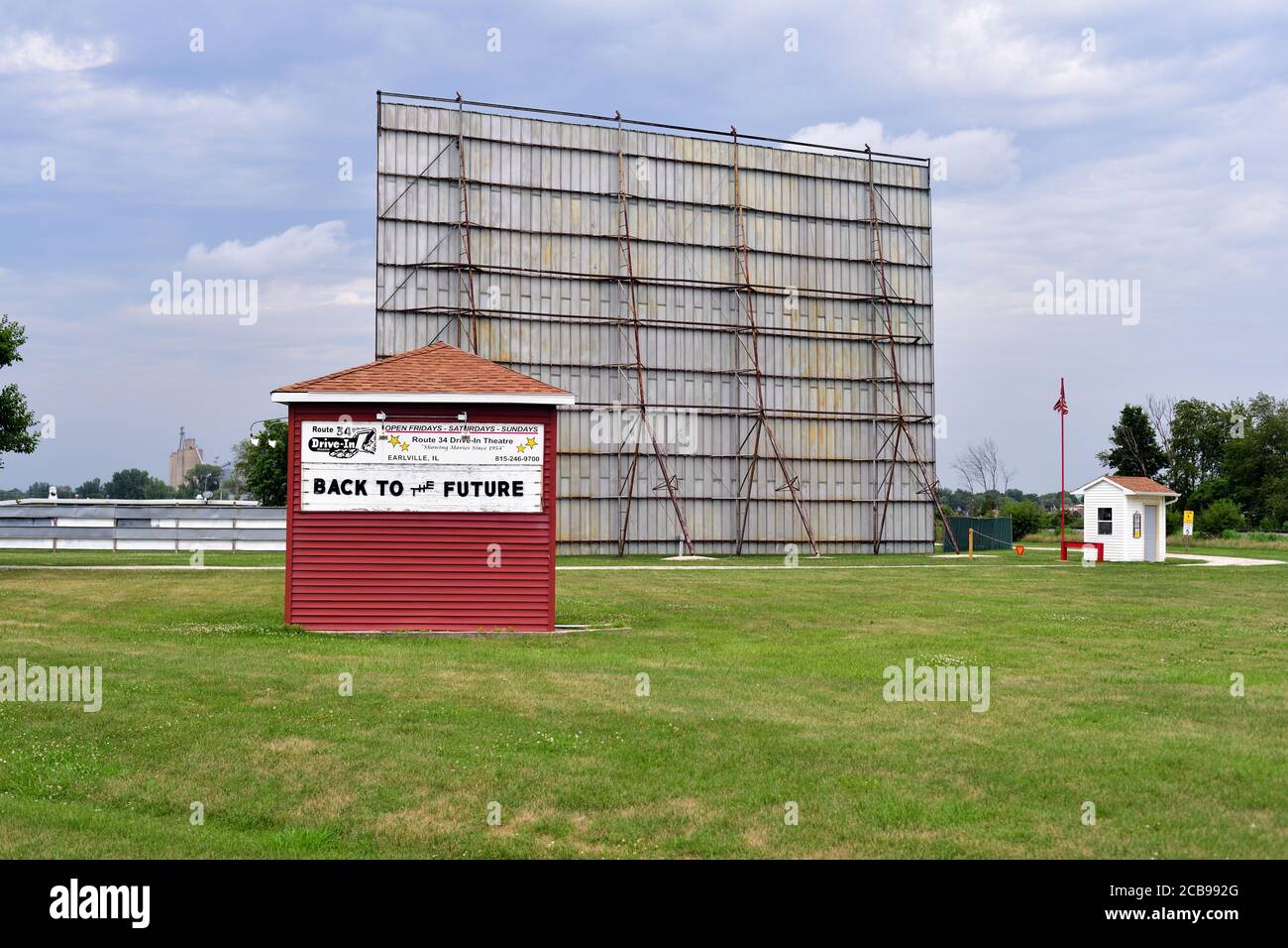 Earlville, Illinois, USA. A still functioning drive in movie theater in