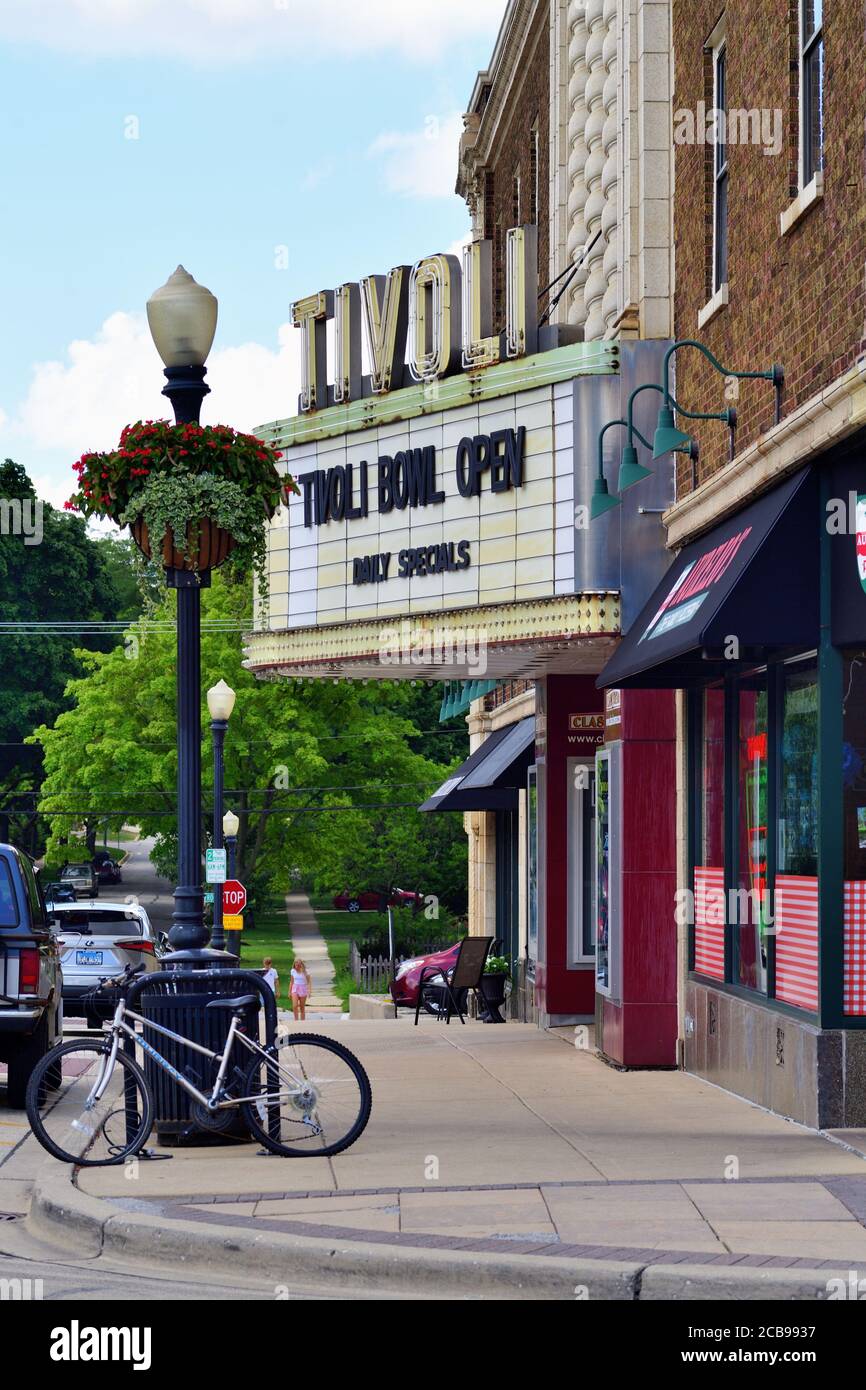 Downers Grove, Illinois, USA. A small town movie theatre in a suburban community. The venue had suspended showing of movies due to the coroanvirus. Stock Photo