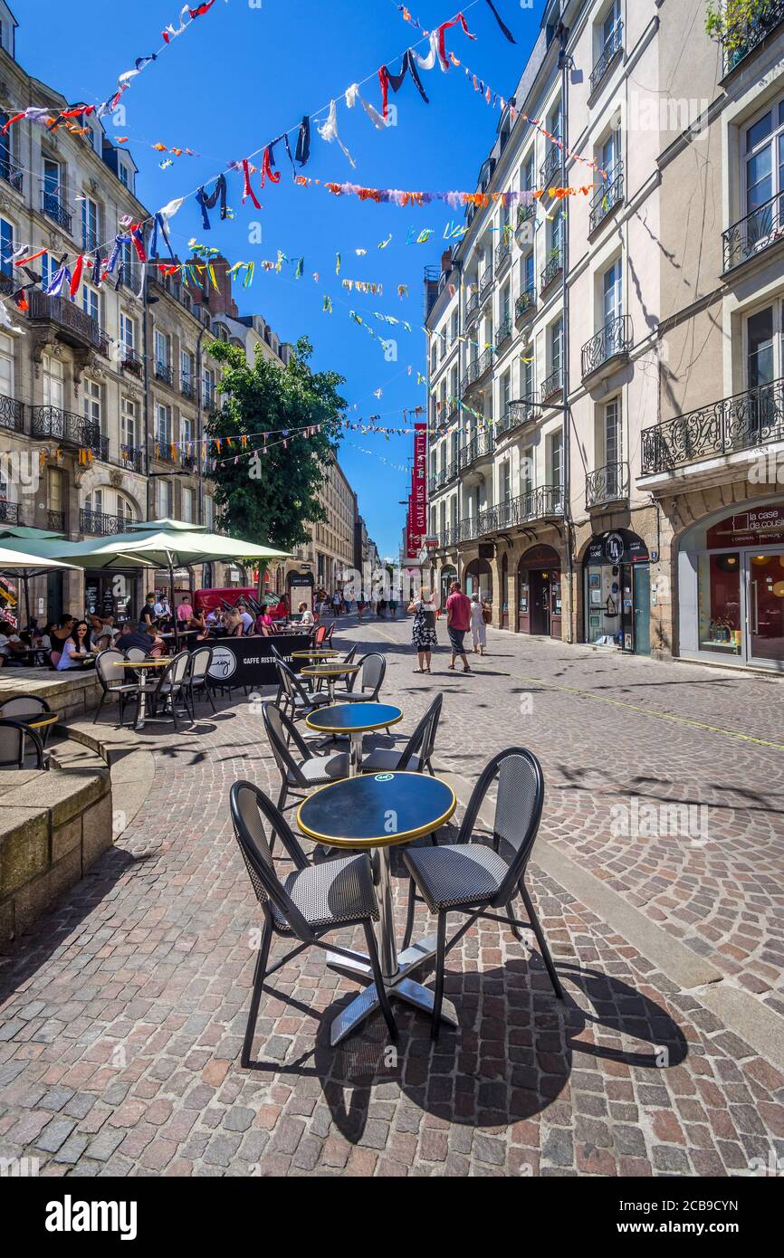 Lunchtime at the Café Luigi in the Place du Pilori, Nantes, Loire-Atlantique, France. Stock Photo