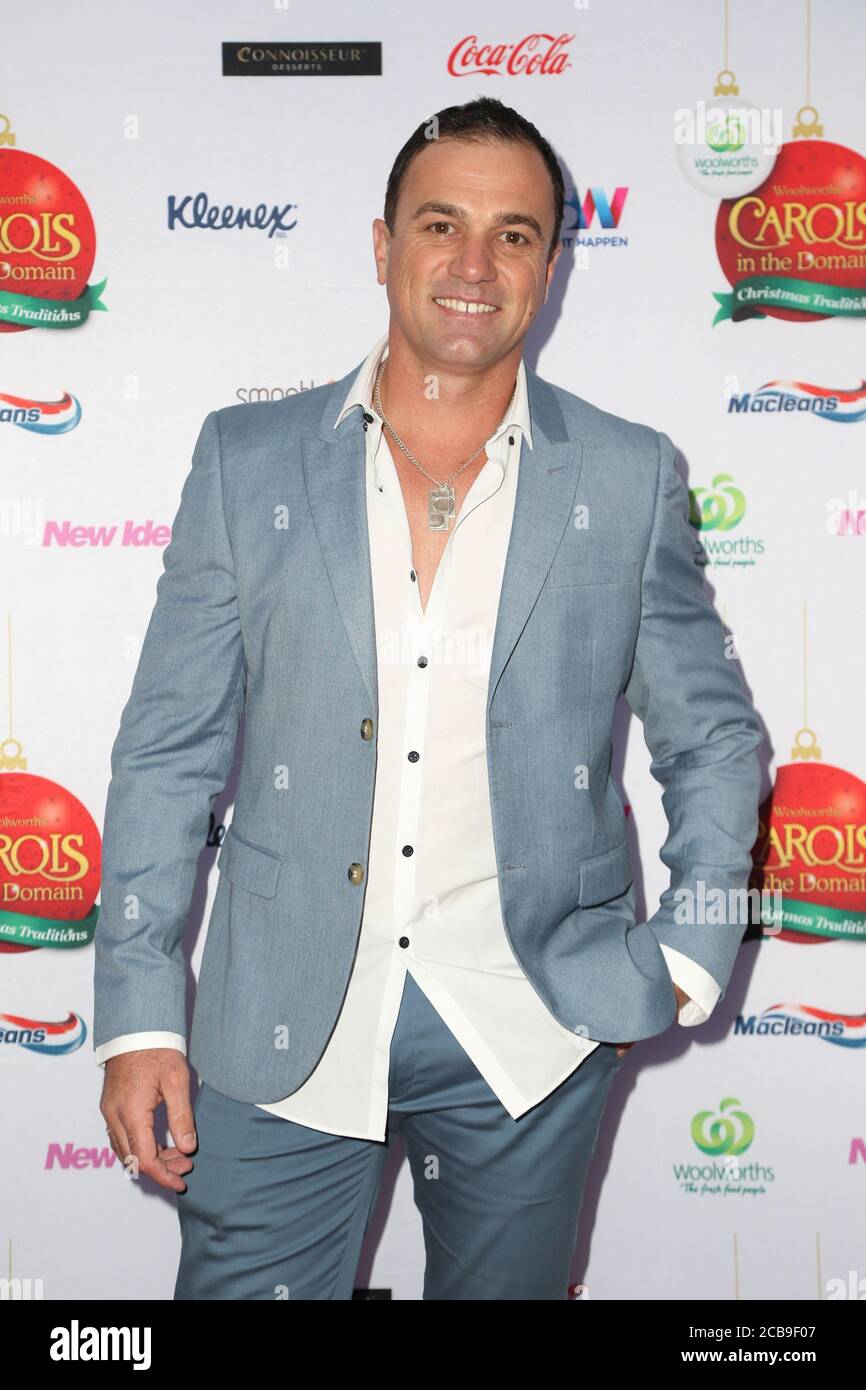 Shannon Noll arrives on the red carpet for the Woolworths Carols in the Domain Stock Photo