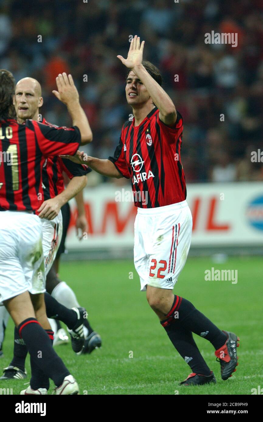 Kaka milan hi-res stock photography and images - Page 9 - Alamy, image size:865x1390