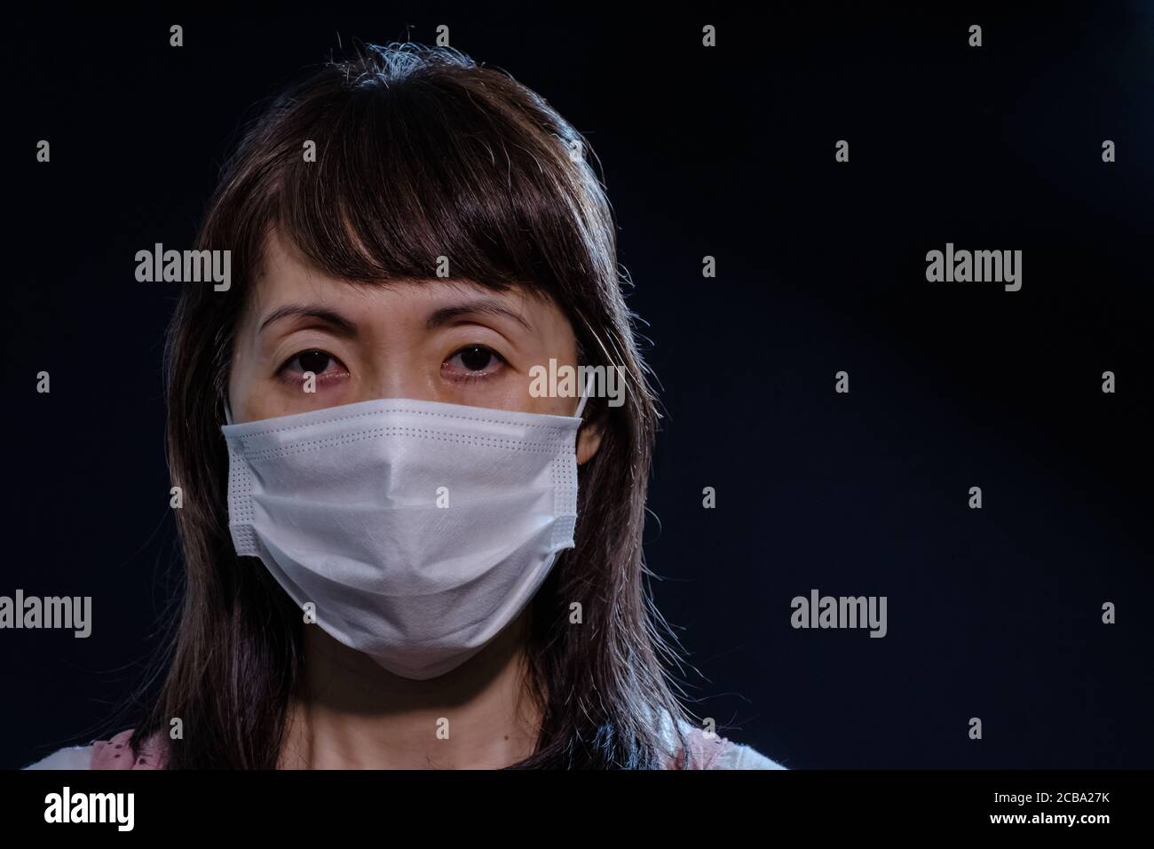 Oriental girl wearing mask hi-res stock photography and images - Alamy