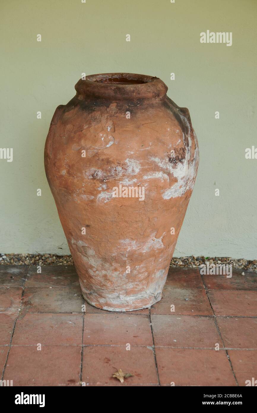 Terracotta earthenware Urn Stock Photo