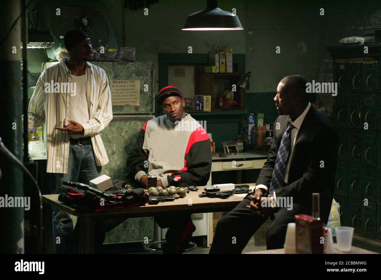 USA. Idris Elba and Wood Harris in the ©HBO TV series The Wire season 3 (20022008) . Plot
