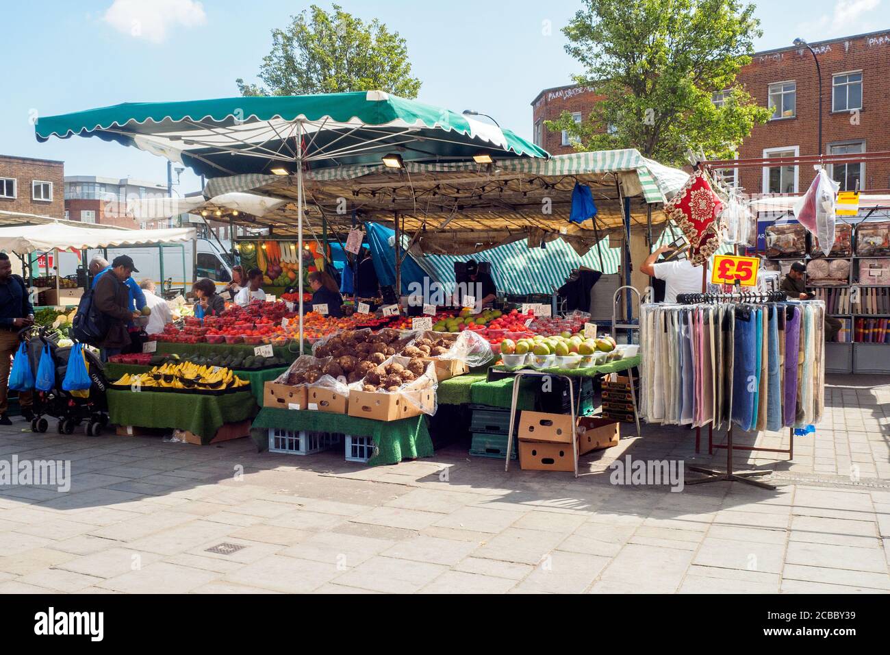 Fruit and vegetables market stall hires stock photography and images