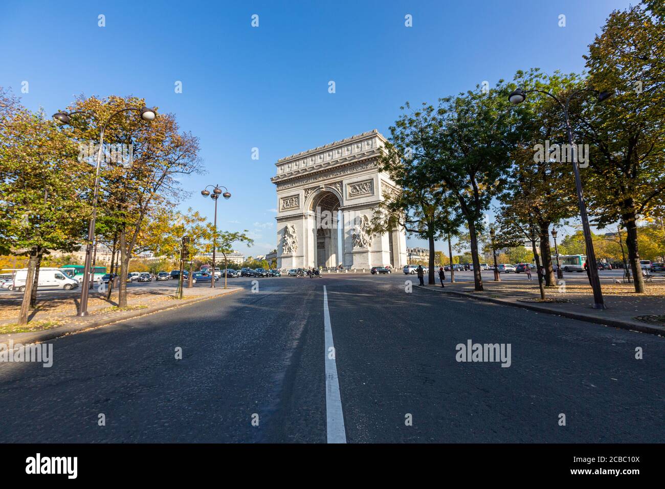 Ave Foch and Arc de Triomphe, Place Charles de Gaulle, , Paris, France Stock Photo Alamy