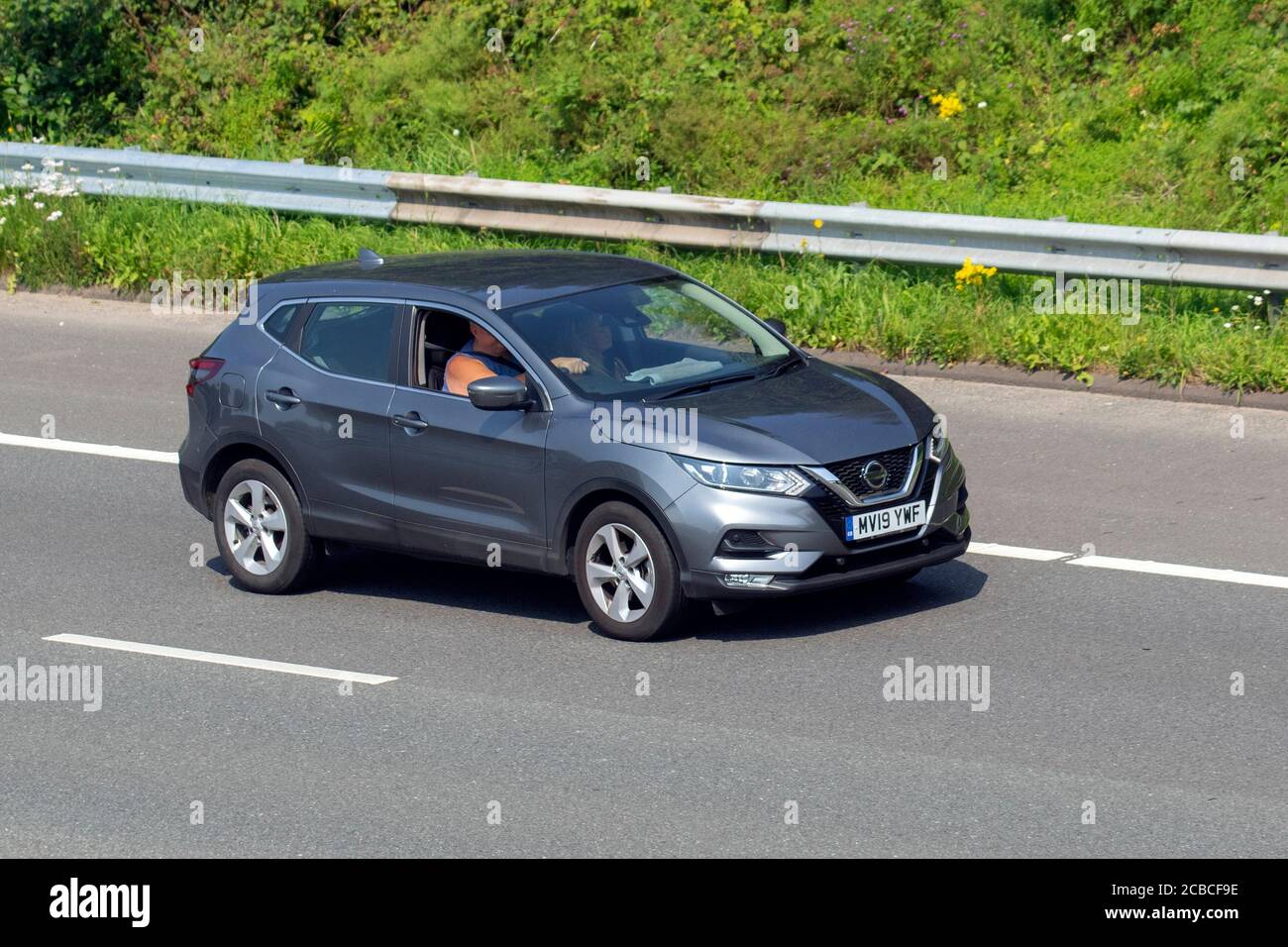 Qashqai Acenta Premium High Resolution Stock Photography And Images Alamy
