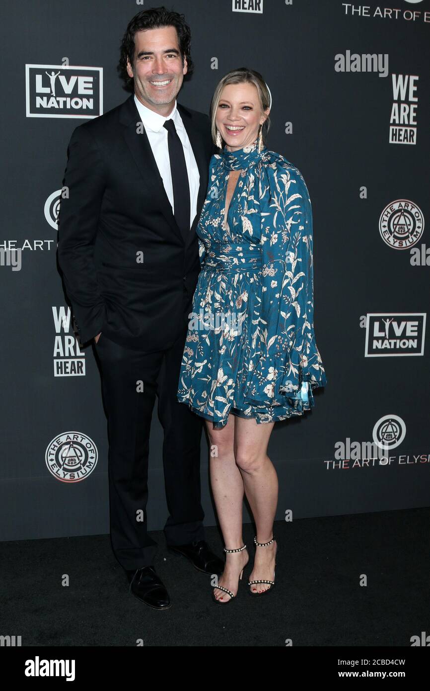 LOS ANGELES - JAN 4: Carter Oosterhouse and Amy Smart at the Art of ...
