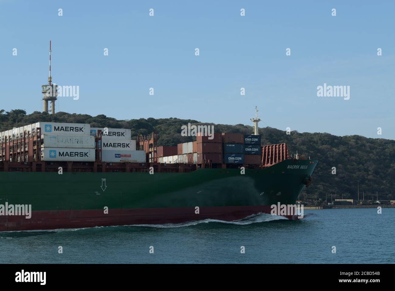 Transport, sea container ship Maersk Indus, cargo, Durban, South Africa, entering harbour