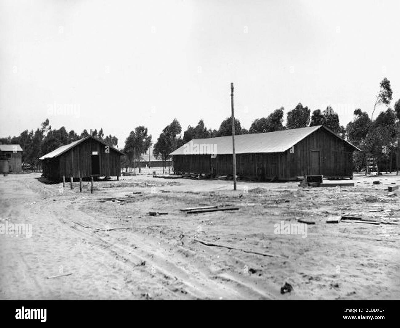 War torn buildings Black and White Stock Photos & Images - Alamy