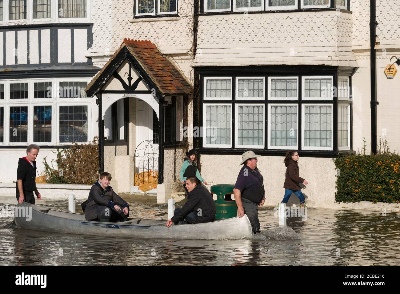 Man pulling a boat hi-res stock photography and images - Alamy