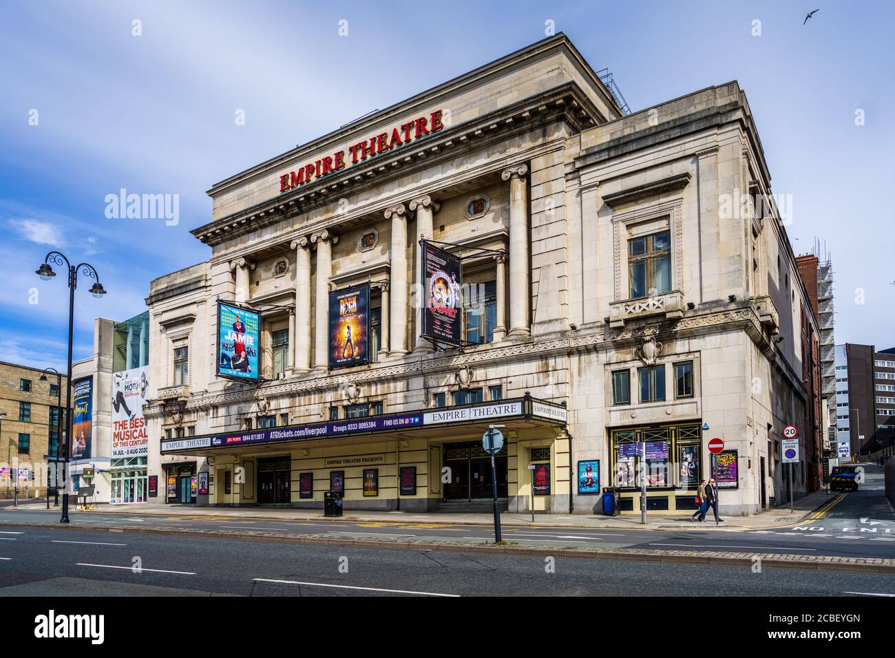 The Empire Theatre Liverpool - Liverpool Empire Theatre - Neoclassical design opened in 1925. Architects W. and T. R. Milburn for Moss Empires. Stock Photo