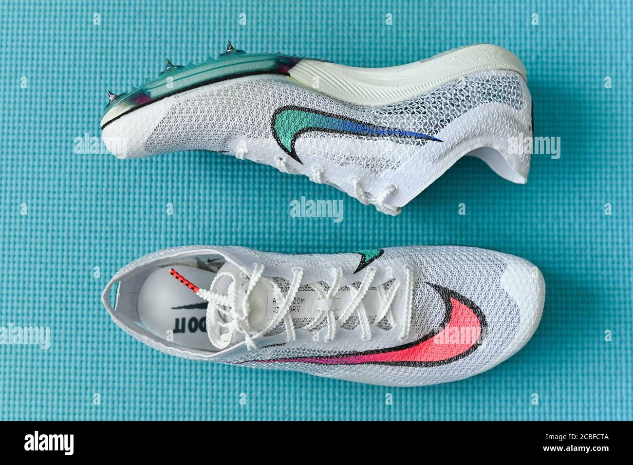 nike air zoom victory distance spikes