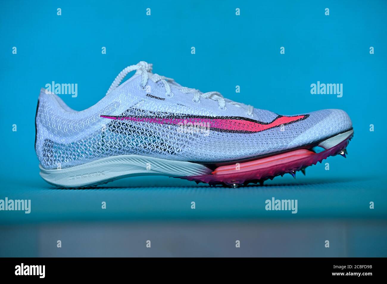 NEW YORK, USA, AUGUST 13, 2020: Nike Air Zoom Victory, distance track spike  for summer olympic game Tokyo 2021. White Color, Nike Atomknit upper. Cont  Stock Photo - Alamy