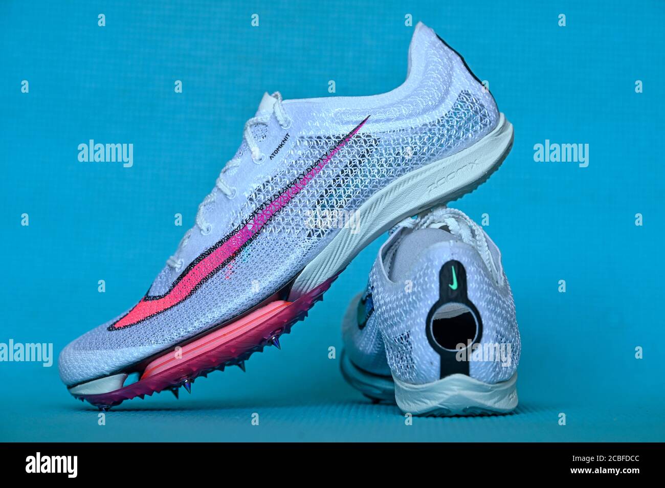 Nike athletic spikes hi-res stock photography and images - Page 2 - Alamy
