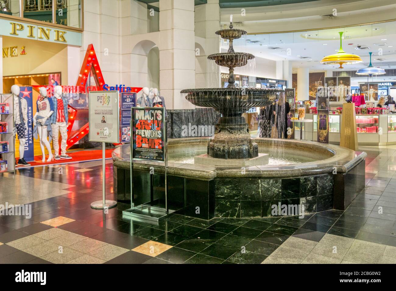 The Lost Fountain of 1904 in Macy's, Chicago.  SEE DESC FOR DETAILS Stock Photo