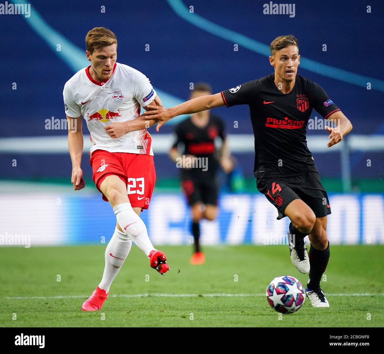 firo Champions League 1/4 final 08/13/2020 RB Leipzig - Atletico Madrid  Lisbon, Portugal, 13th August 2020, Marcel Halstenberg (RBL), Marcos  Llorente (Atletico) in the quarterfinal UEFA Champions League match final  tournament RB