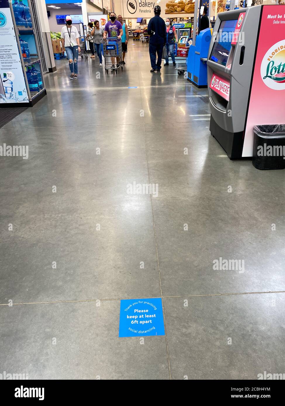 Walmart, Orlando, USA Stock Photo - Alamy