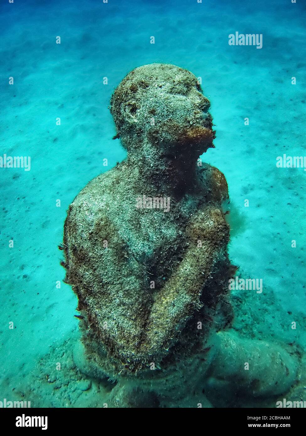 "Jardin Hibrido" underwater sculpture by artist Jason deCaires Taylor