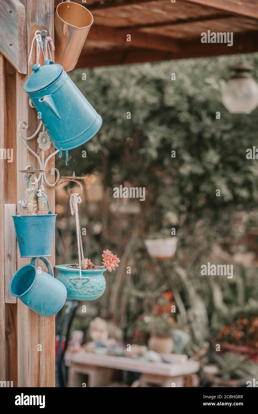 Reduce, reuse, recycle planter craft ideas. Second-hand kettles ...