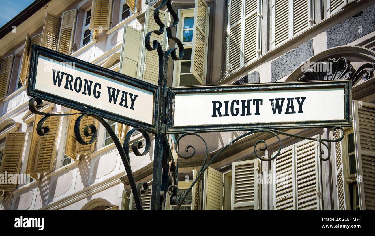 Street Sign RIGHT WAY versus WRONG WAY Stock Photo - Alamy