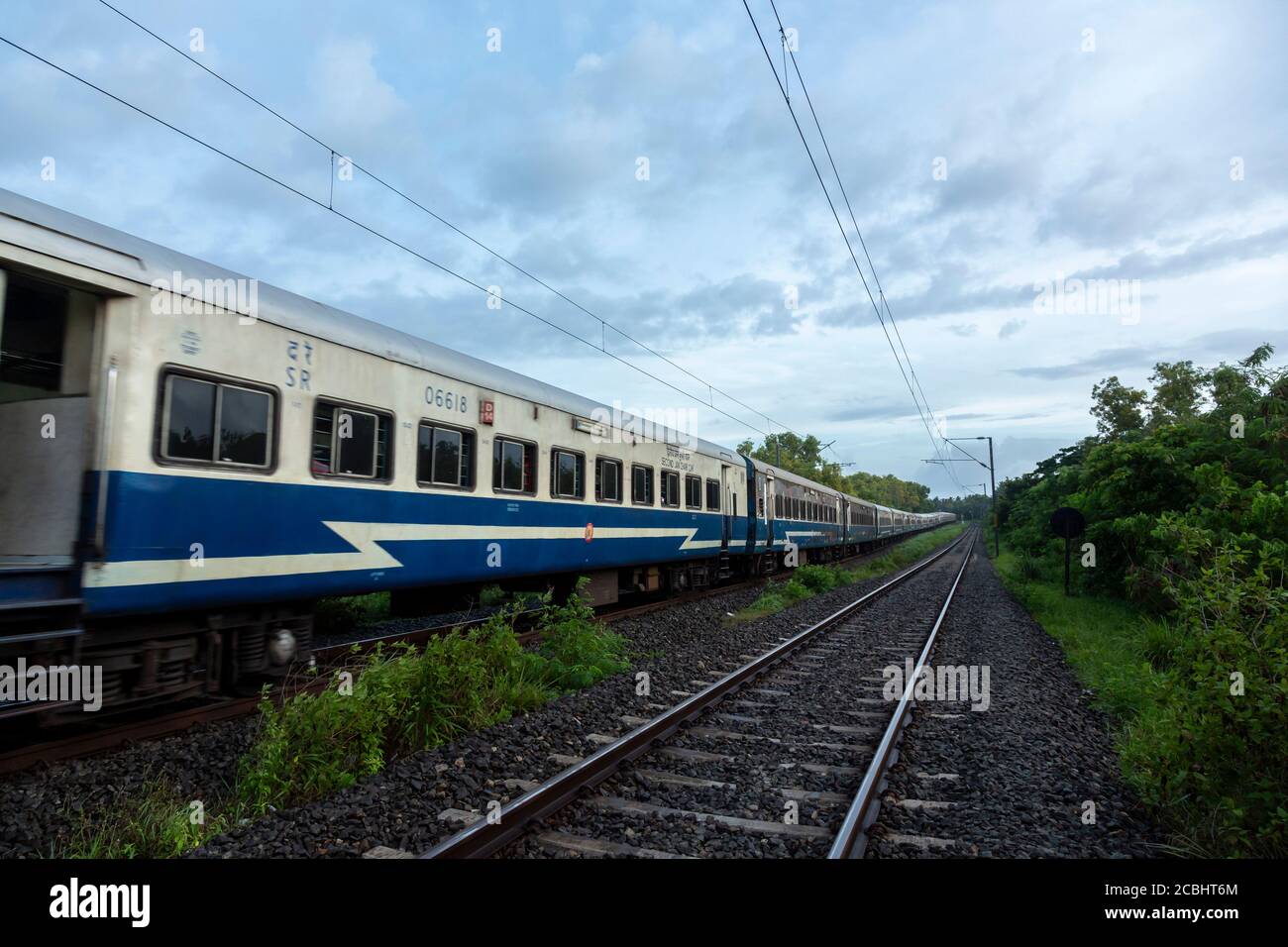 Kerala Train High Resolution Stock Photography And Images Alamy Kerala Train High Resolution Stock Photography And Images Alamy
