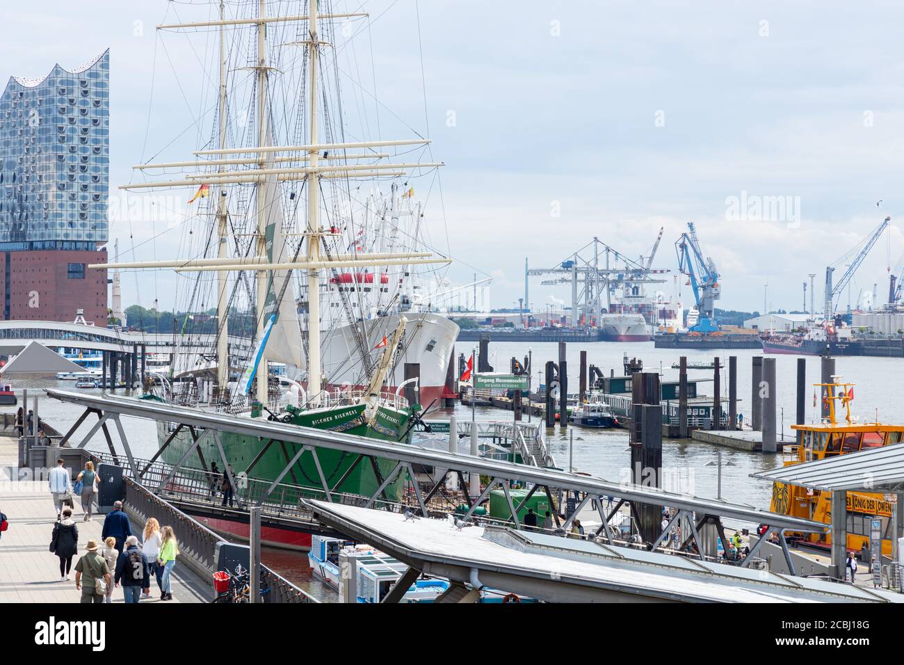 Hamburg, Germany - June 8, 2020: The Pier of the Landungsbruecken und Ueberseebruecke with the entertainment-ships Cap San Diego und Rickmer Rickmers. Stock Photo