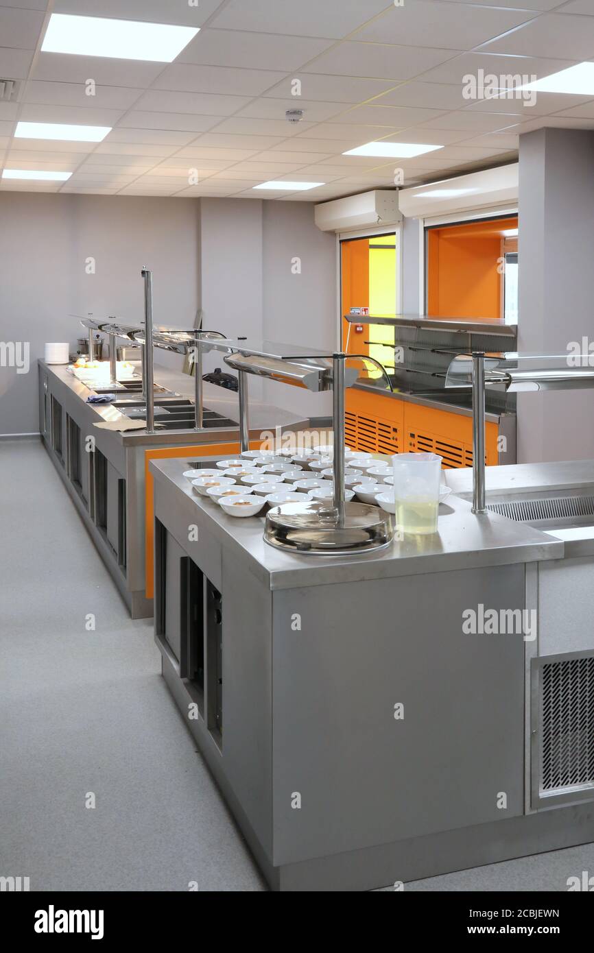 School kitchen servery ready to serve lunch in a brand new London secondar school. Stock Photo