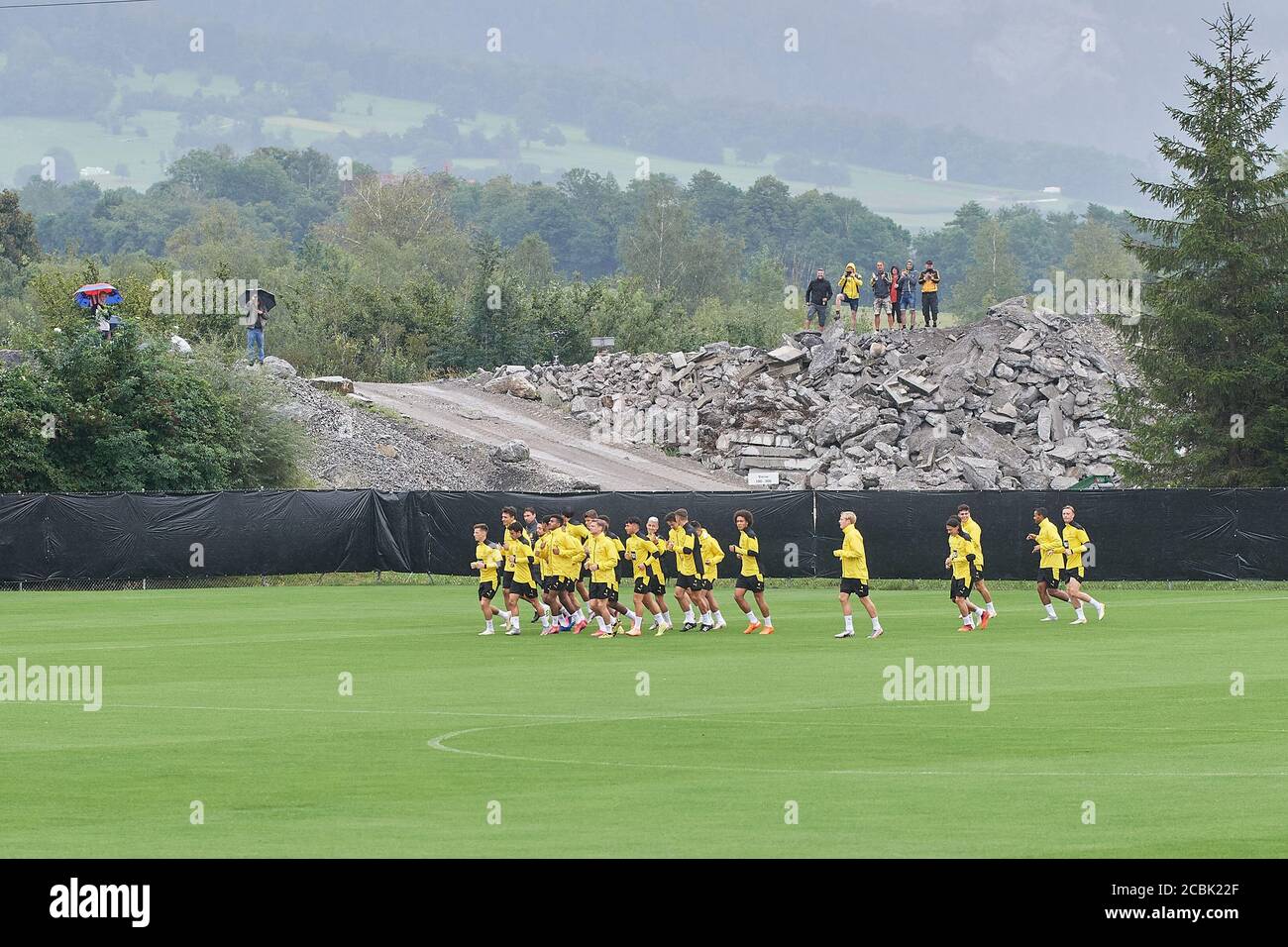 Bad Ragaz, Schweiz. 14. August 2020. Nur wenige Zuschauer beim nicht öffentlichen Training der ersten Mannschaft von Borussia Dortmund in Bad Ragaz. D Stock Photo